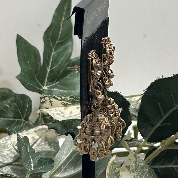 Vintage Indian Jhumka Drop Dangle Earrings Gold-tone Metal Ethnic Pierced - Picture 3 of 7